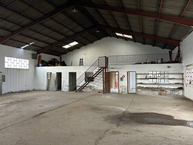 Terreno industrial en Venta en C-605, 201 en Área Rural