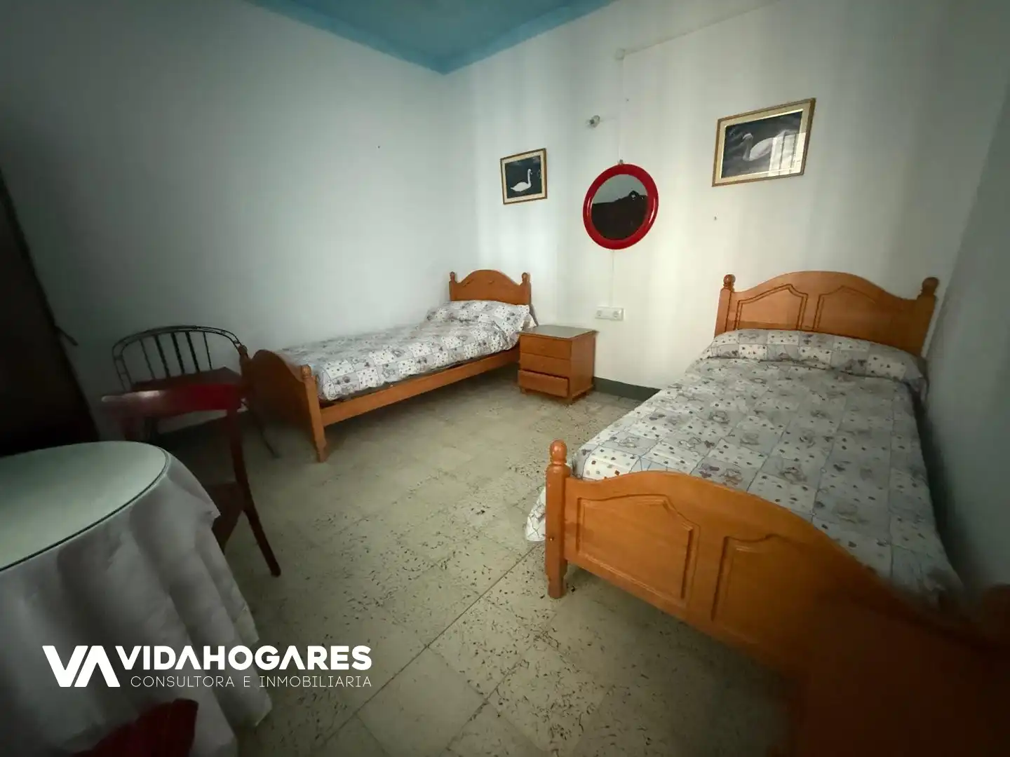 Habitación de Edificio en venta en Rota