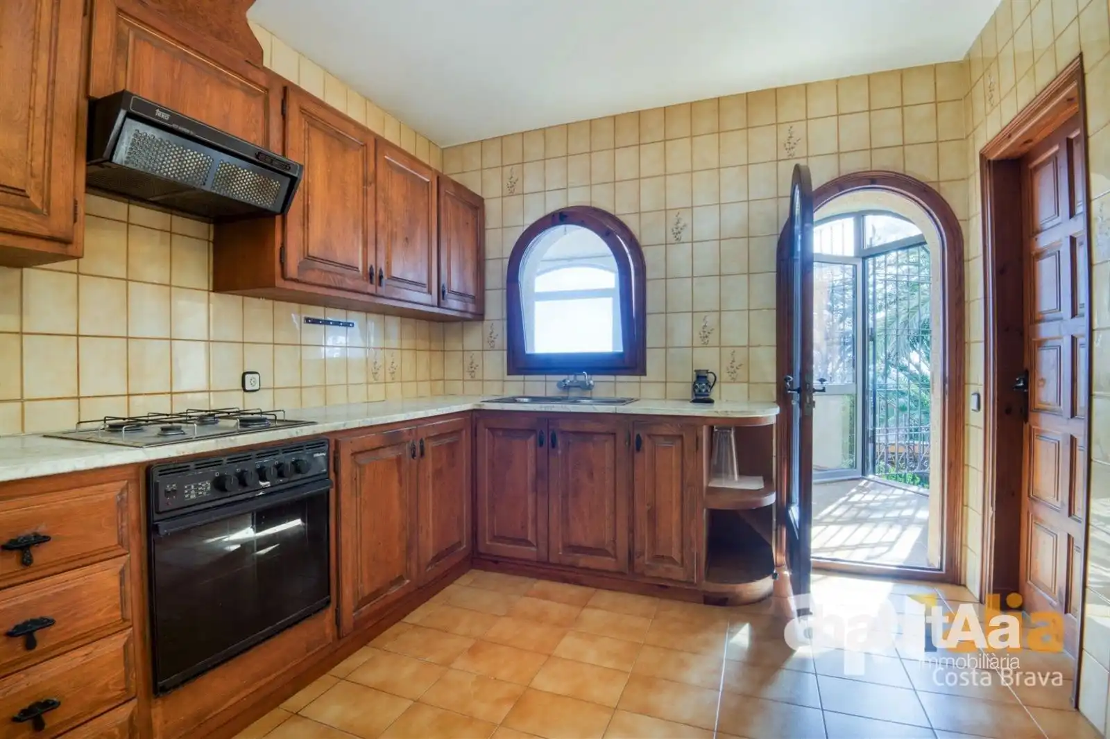 Villa mit Pool zum Verkauf in Calle Basilea, imagen 33