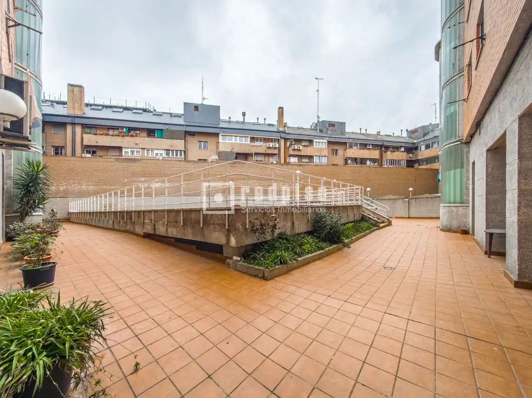 Vista exterior de Piso en venta en Alcorcón con Aire acondicionado, Calefacción y Parquet