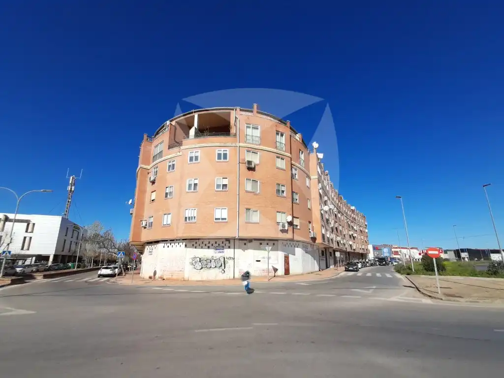 Local comercial en venda a Avenida Castillo Puebla de Alcocer, imagen 10