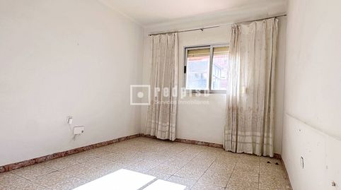 Foto 2 de Piso en venta en De San Mariano, Canillejas, Madrid Capital