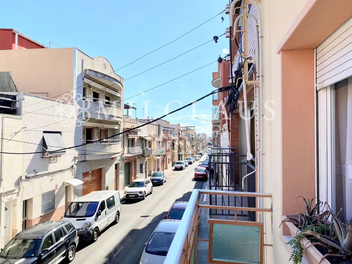Vista exterior de Casa adosada en venda en Sabadell amb Aire condicionat, Calefacció i Terrassa