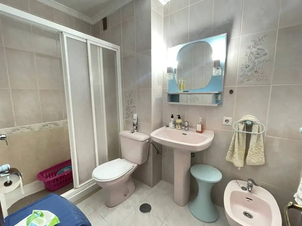 Baño de Piso en venta en Estepona con Terraza y Amueblado