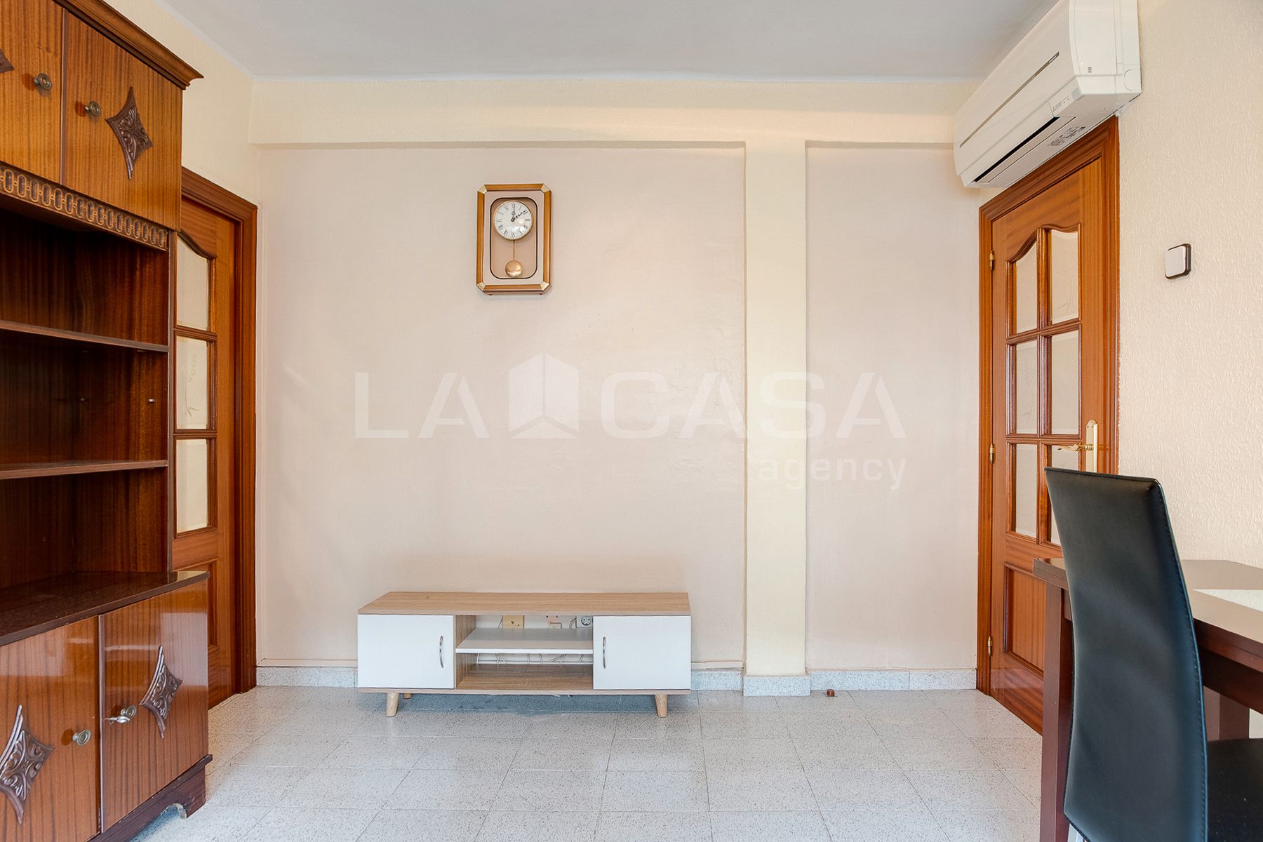 Dormitori de Pis en venda en Cornellà de Llobregat amb Calefacció