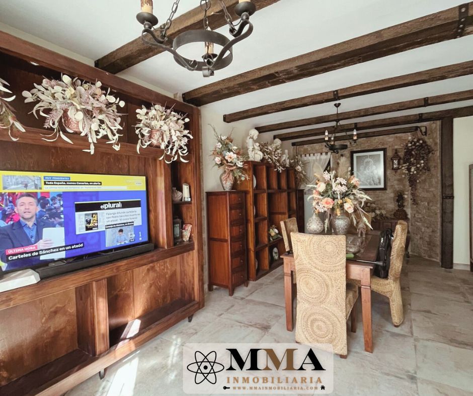 Menjador de Àtic en venda en  Huelva Capital amb Aire condicionat, Calefacció i Terrassa