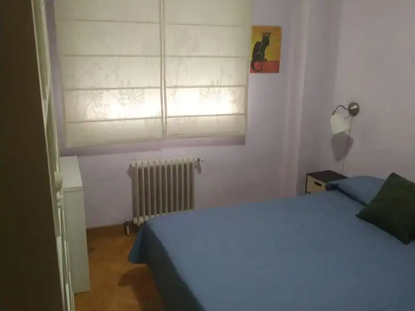 Dormitori de Pis per a compartir en Madrid amb Aire condicionat, Calefacció i Parquet