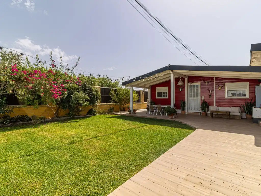 Casa en venda a Caballero Bonald - San José Obrero - Guadalcacín, imagen 3