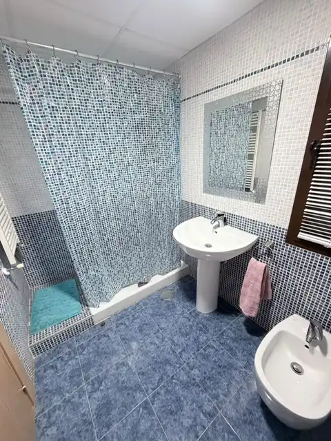 Casa bifamiliare con piscina in vendita a Carrer de Centaure, imagen 16