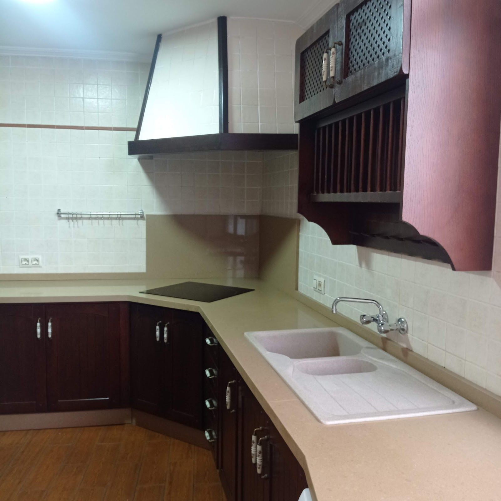Kitchen of Flat for sale in Dos Hermanas  with Balcony