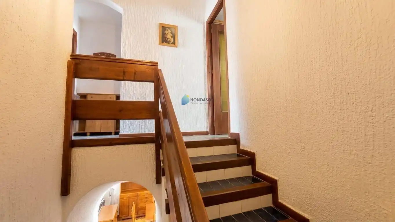 Maisonette zum Verkauf in La Manga del Mar Menor mit Terrasse, Abstellraum und Möbliert