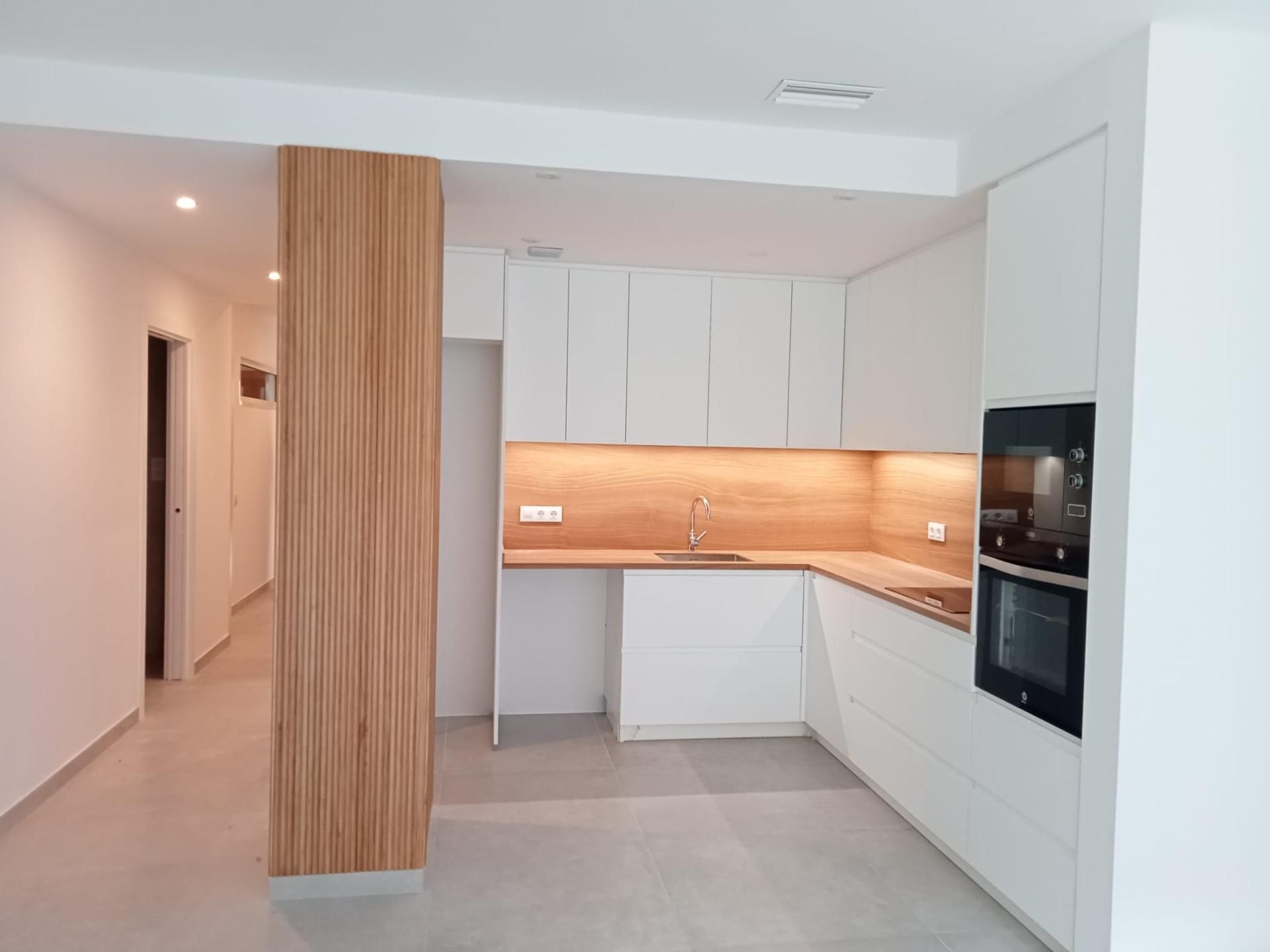 Cuina de Planta baixa de lloguer en Vilassar de Dalt amb Aire condicionat i Alarma
