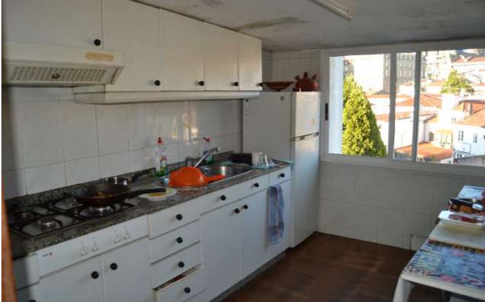 Kitchen of Flat to rent in Santiago de Compostela   with Furnished