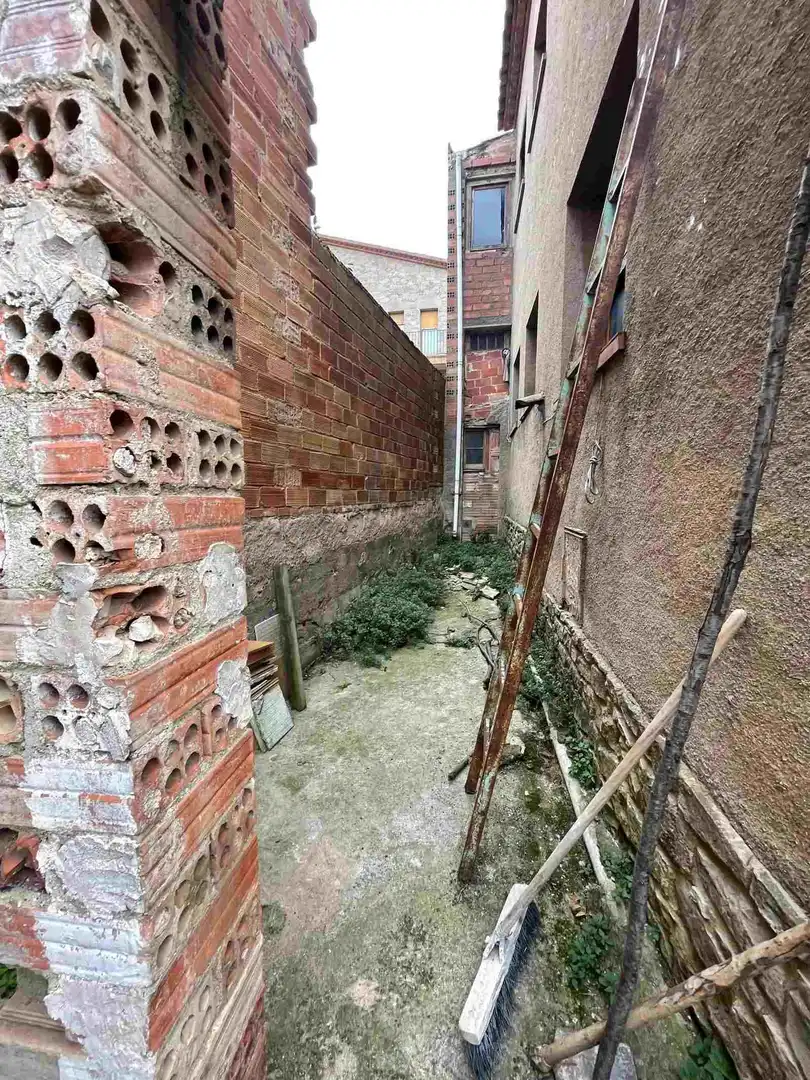 Edificio en venta en Castellterçol