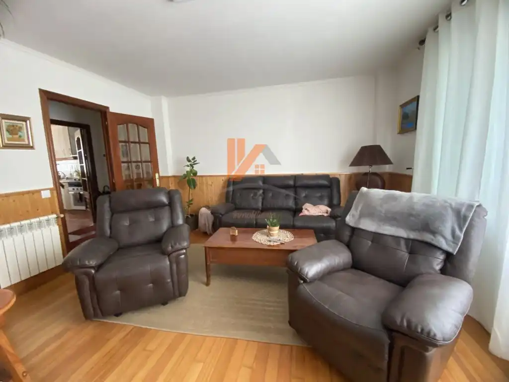 Wohnzimmer von Wohnung zur Miete in Campus Norte - San Caetano