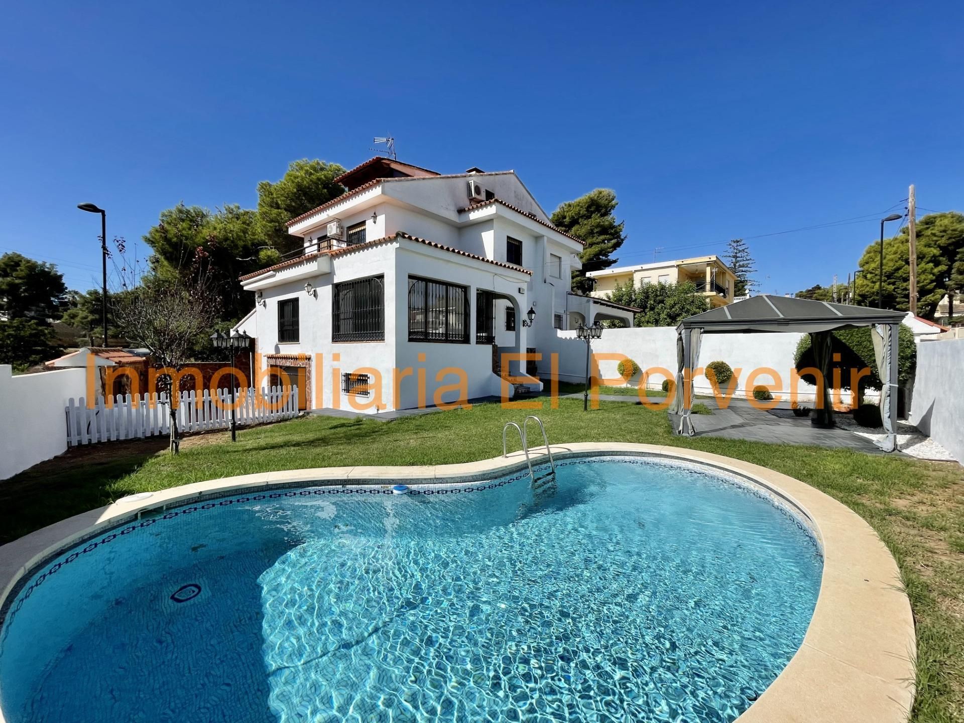 Exterior view of House or chalet to rent in Torrent  with Heating, Private garden and Parquet flooring