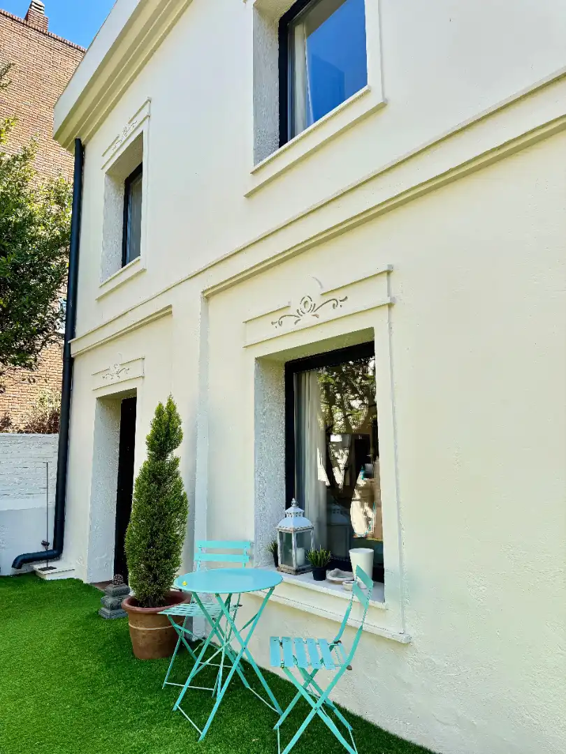 Vista exterior de Casa o xalet de lloguer en Madrid amb Aire condicionat, Calefacció i Jardí privat