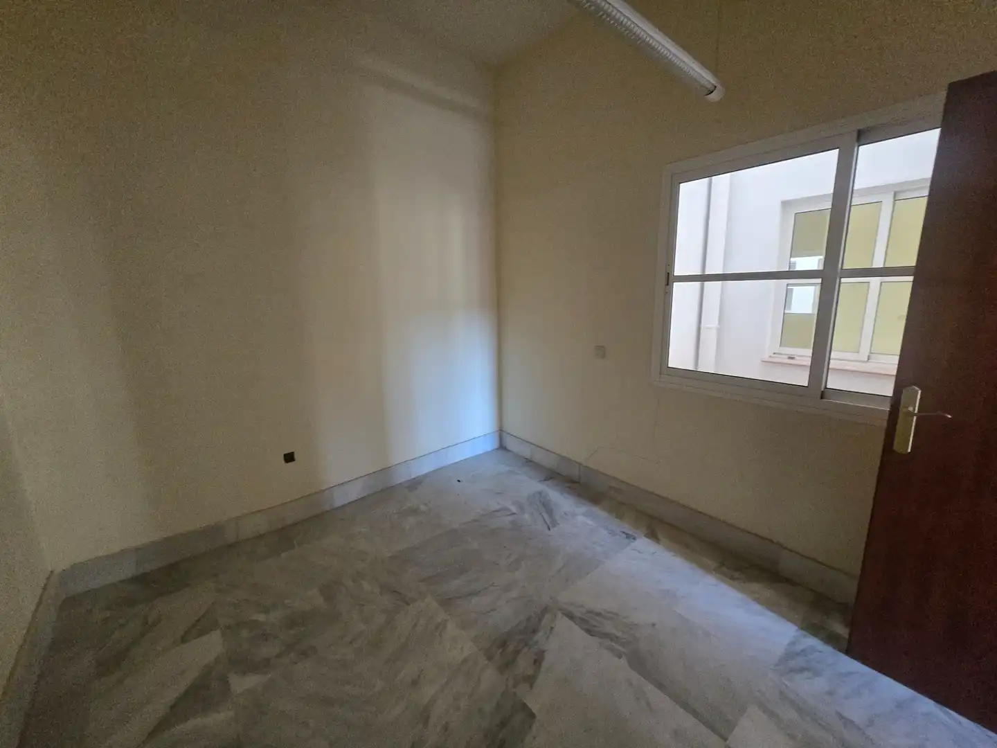 Mini appartamento con terrazza in vendita a Plaza de la Constitución 1, imagen 11