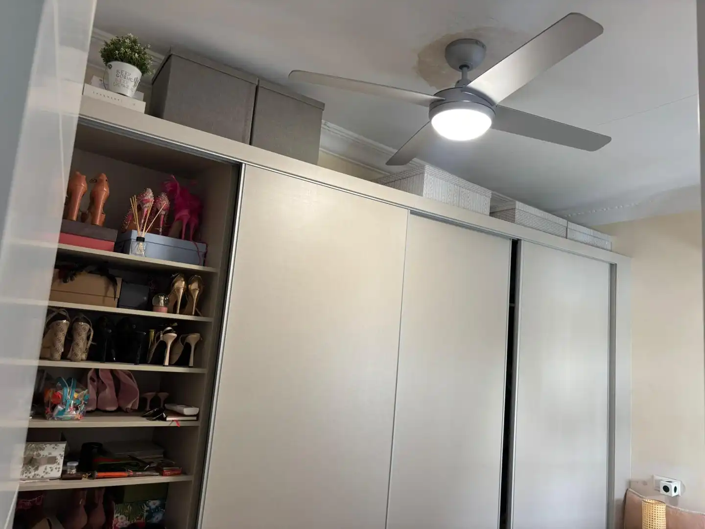 Habitación de Piso en venta en Valencia con Aire acondicionado, Calefacción y Balcón