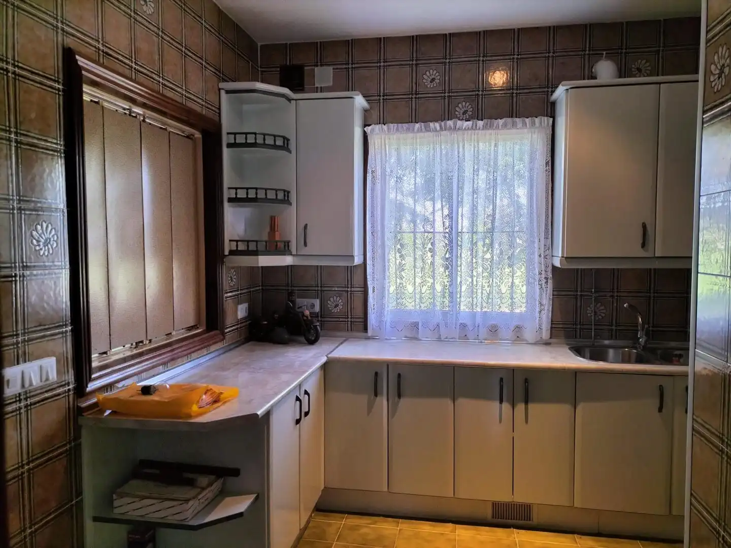 Cocina de Finca rústica en venta en Palencia con Calefacción, Jardín privado y Parquet