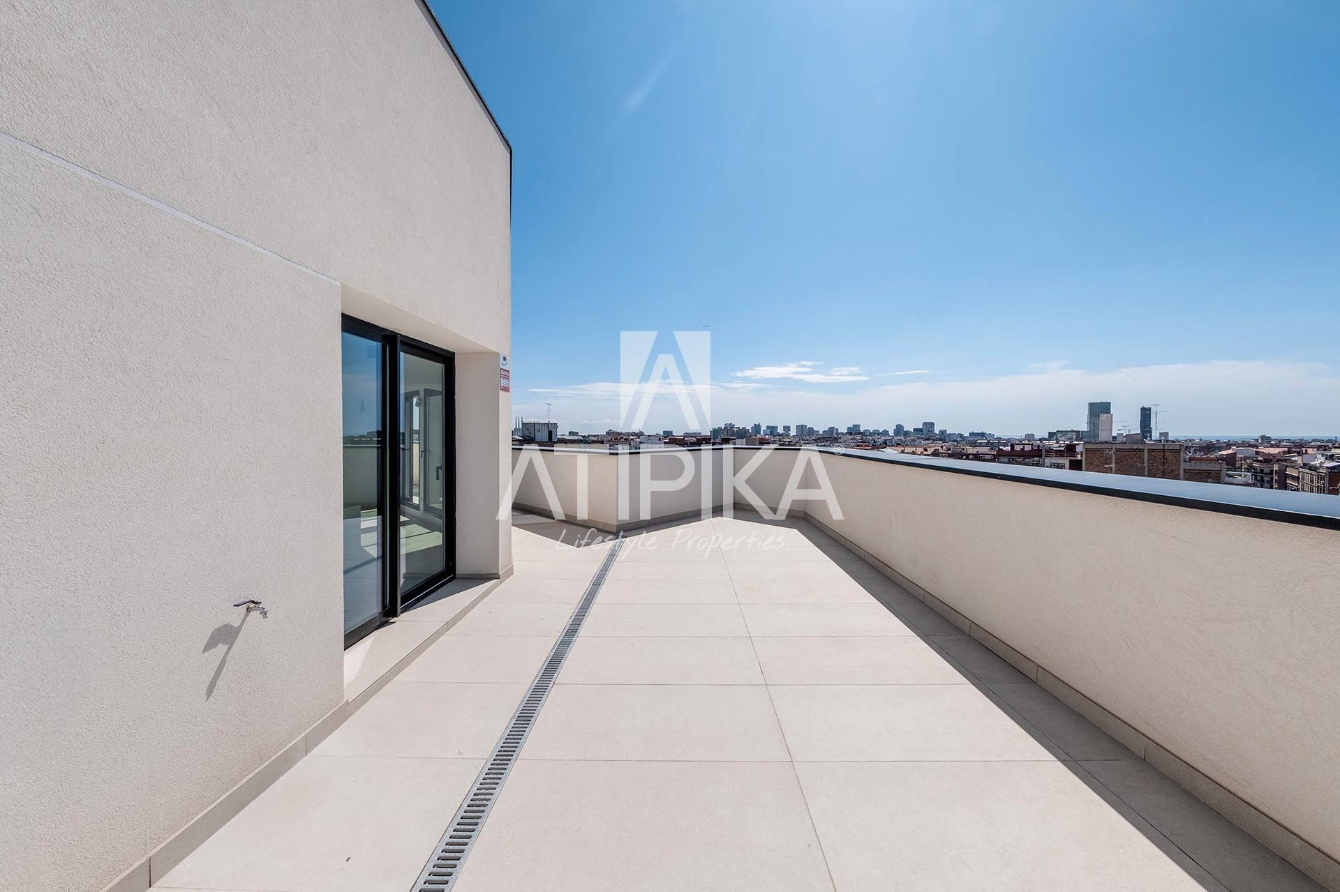 Terrace of Attic for sale in  Barcelona Capital  with Heating, Parquet flooring and Terrace
