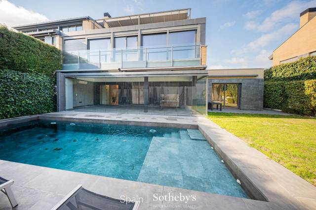 Casa-chalet en Alquiler en Calle de Agatha Christie en Encinar de los Reyes