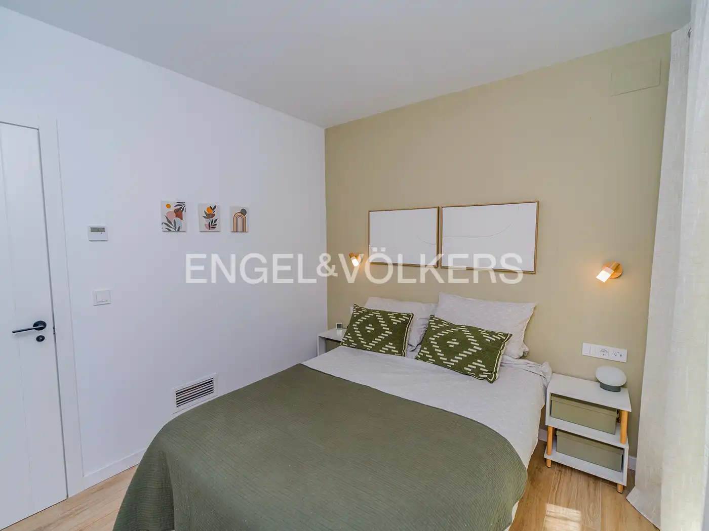 Habitación de Casa o chalet en venta en Sant Joan d'Alacant con Aire acondicionado, Calefacción y Jardín privado