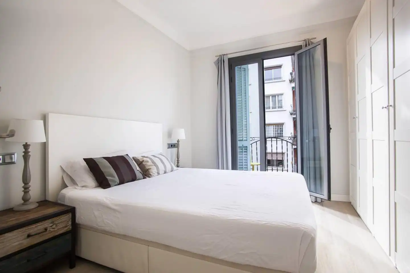 Wohnung mit Terrasse zum Verkauf in calle de Calàbria, imagen 2