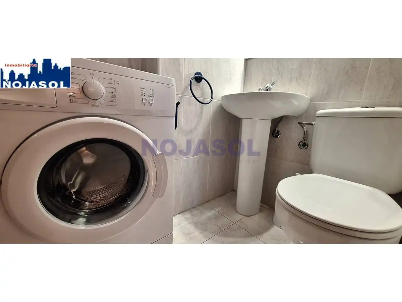 Bany de Apartament de lloguer en Noja amb Calefacció, Jardí privat i Terrassa