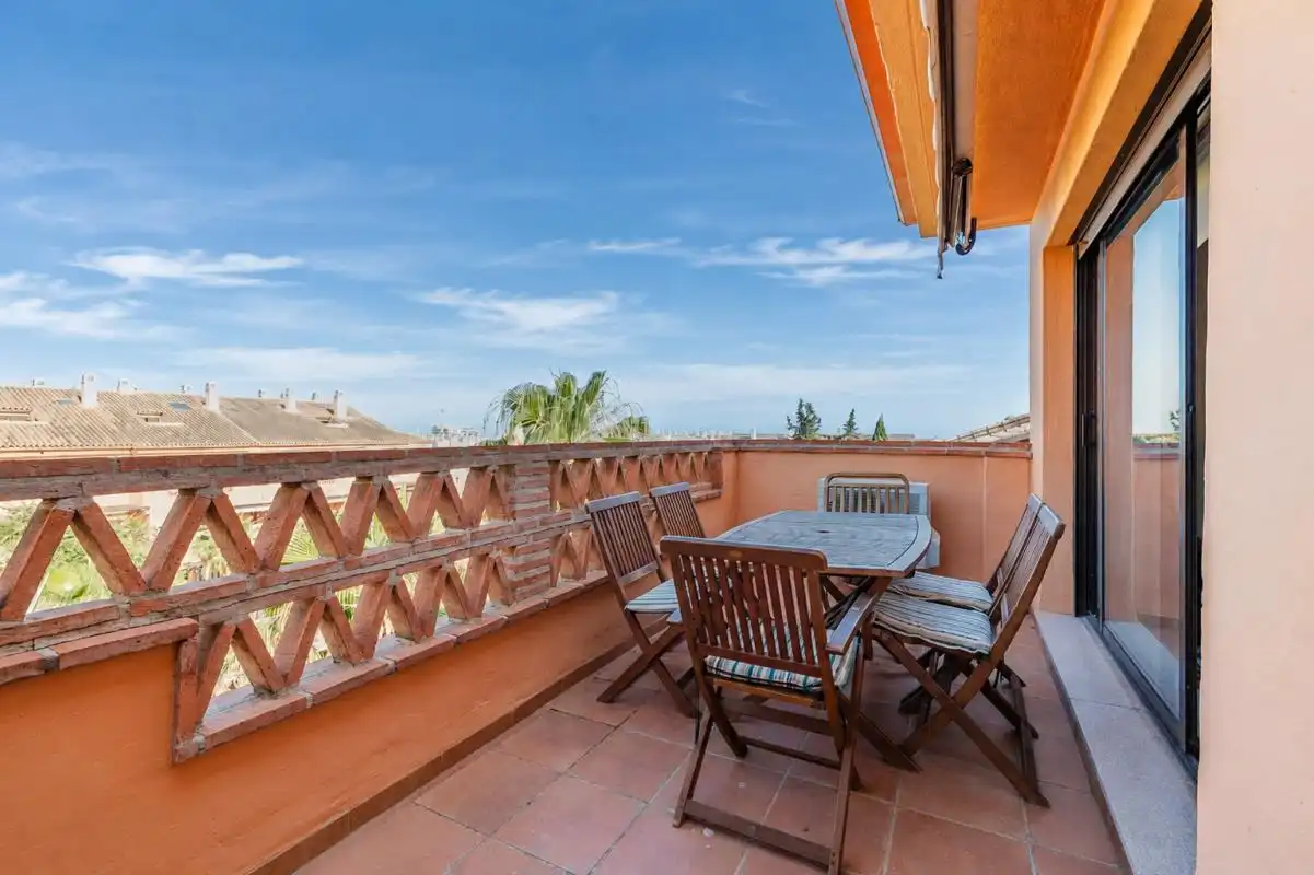 Terrassa de Dúplex de lloguer en Marbella amb Aire condicionat, Calefacció i Jardí privat