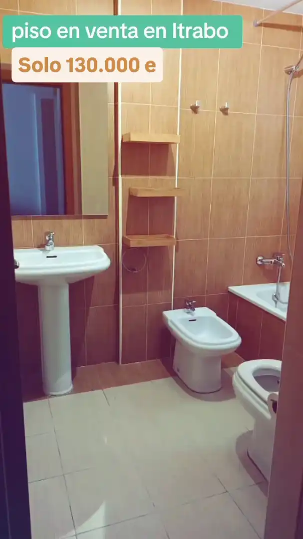 Bathroom of Flat for sale in Ítrabo  with Furnished