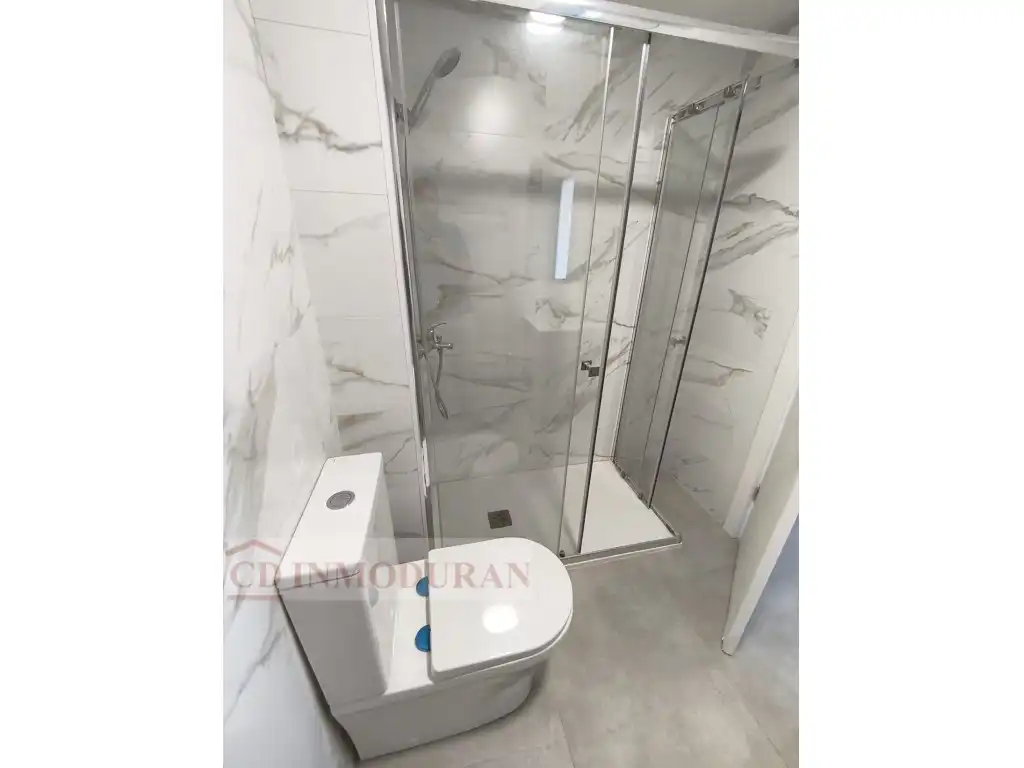 Badezimmer von Wohnung zum Verkauf in Alicante / Alacant
