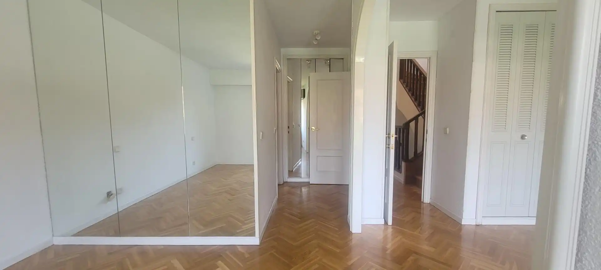 Casa adosada de lloguer en Majadahonda amb Calefacció, Jardí privat i Parquet
