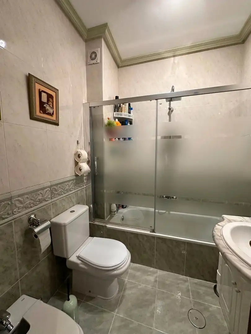Bathroom of Flat for sale in Úbeda  with Air Conditioner