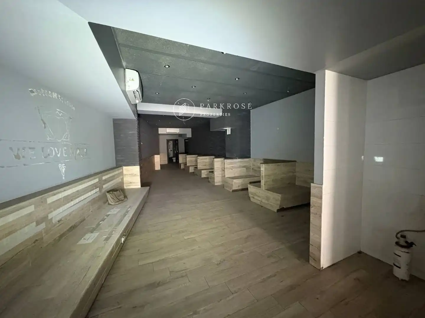 Local comercial de lloguer a Viladomat, imagen 3