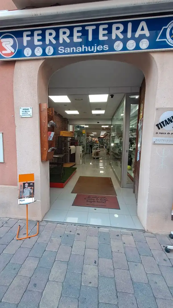 Local commercial à louer à Carrer de Pi i Margall 12