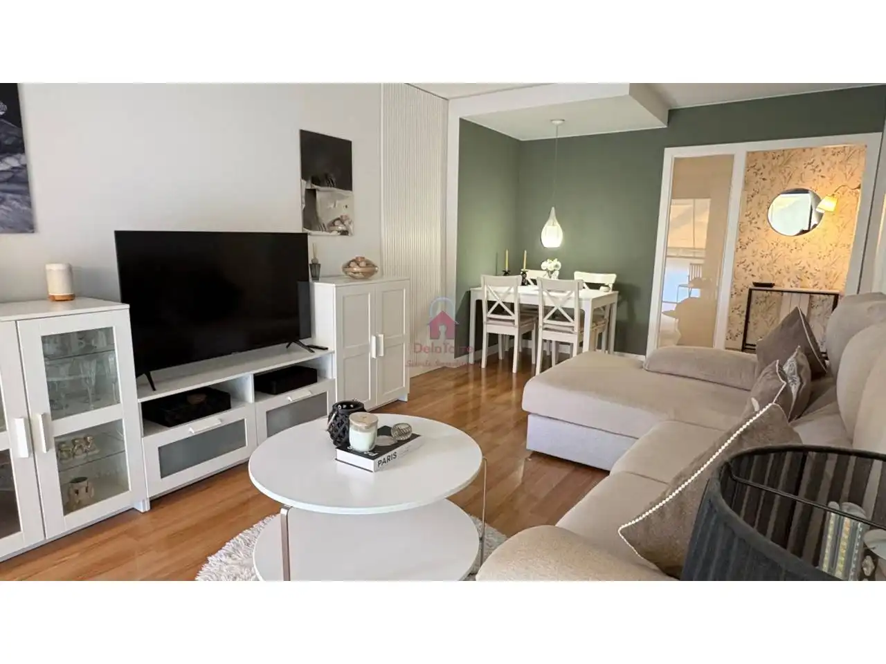 Living room of Flat for sale in Terrassa  with Air Conditioner, Heating and Storage room