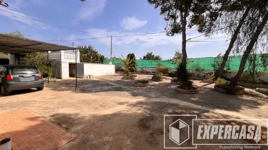 Casa o xalet en venda en Llíria amb Aire condicionat i Piscina