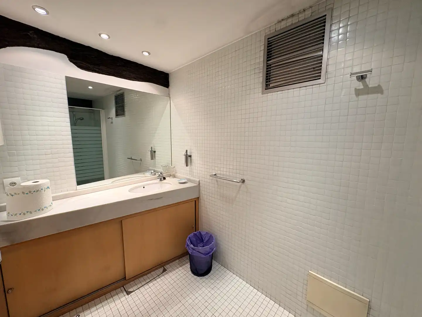 Baño de Local de alquiler en Valladolid con Aire acondicionado y Calefacción