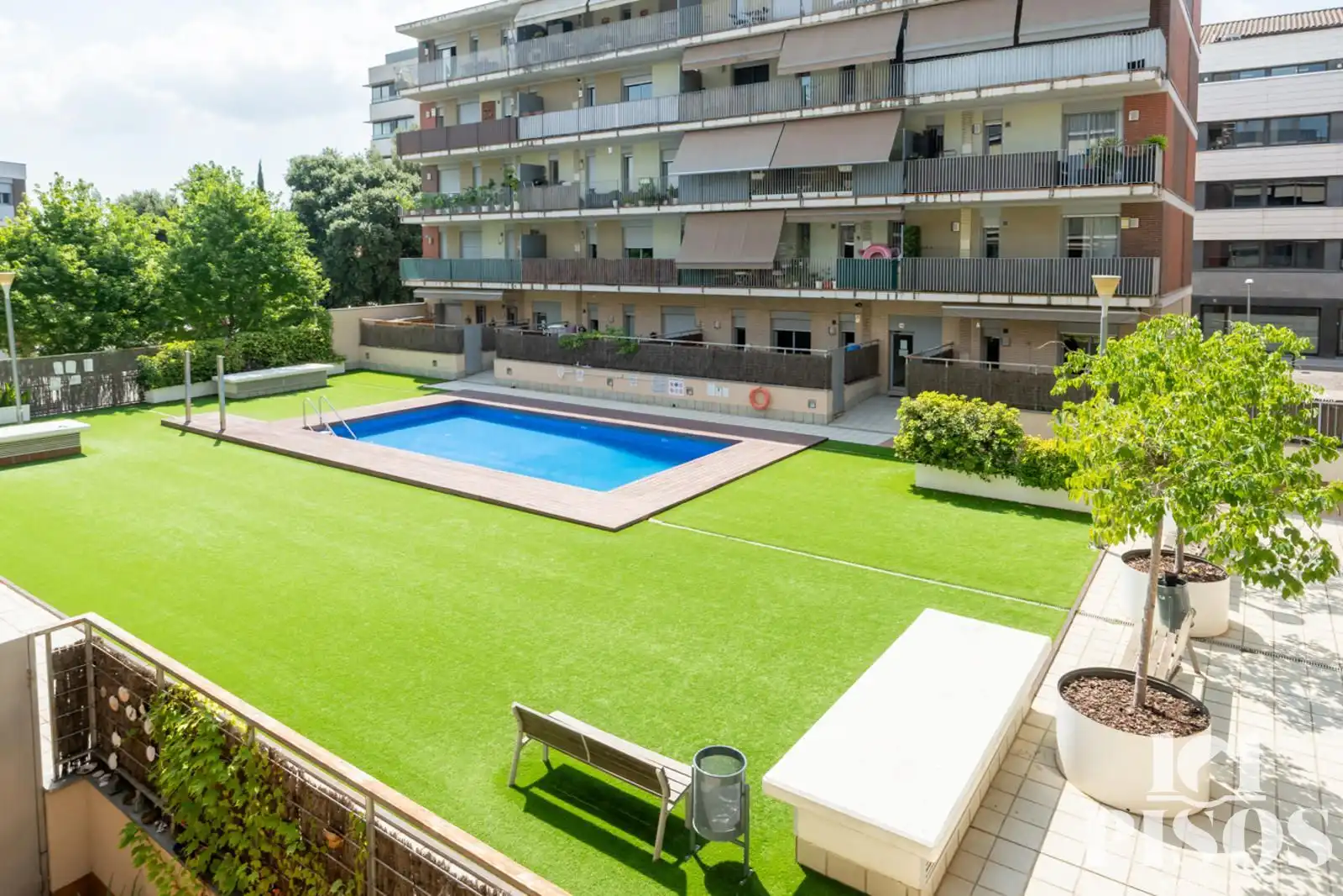 Piscina de Pis en venda en Sant Cugat del Vallès amb Calefacció, Terrassa i Piscina