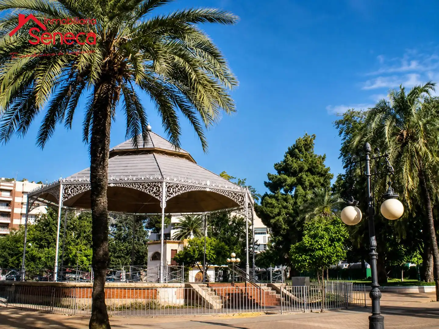 Vista exterior de Piso en venta en Córdoba con Aire acondicionado, Terraza y Trastero