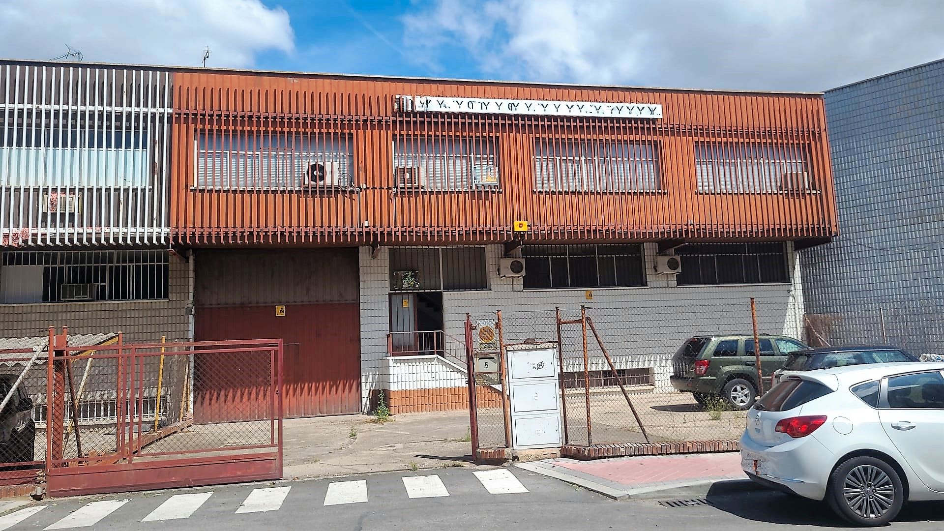 Vista exterior de Nau industrial en venda en Torrejón de Ardoz