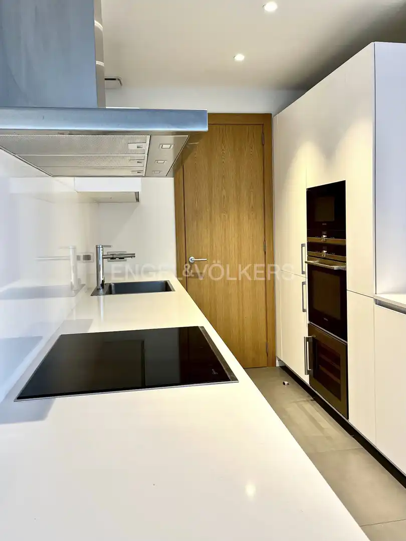 Cocina de Piso de alquiler en Madrid con Aire acondicionado, Calefacción y Trastero