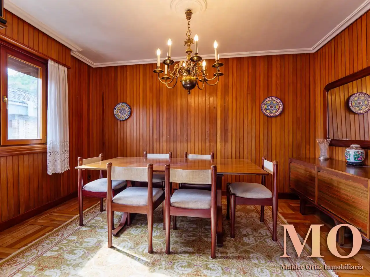 Comedor de Piso en venta en Arrasate / Mondragón con Calefacción, Terraza y Trastero