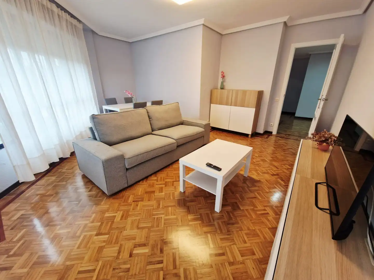 Wohnzimmer von Wohnung zur Miete in Castrillón mit Heizung und Parkett