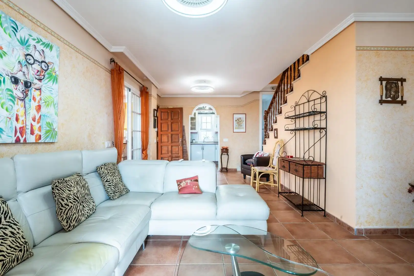 Sala de estar de Casa adosada de alquiler en Granadilla de Abona con Jardín privado, Terraza y Balcón