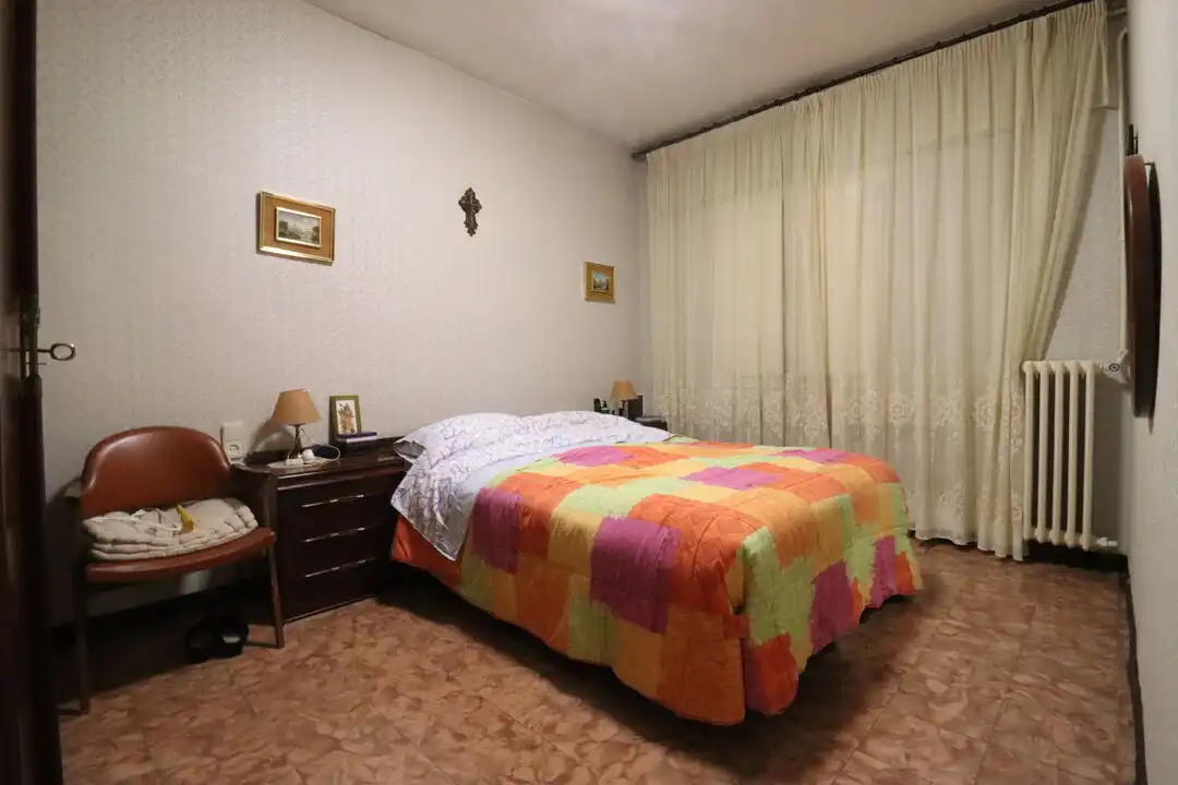Habitación de Piso en venta en Barcelona con Calefacción