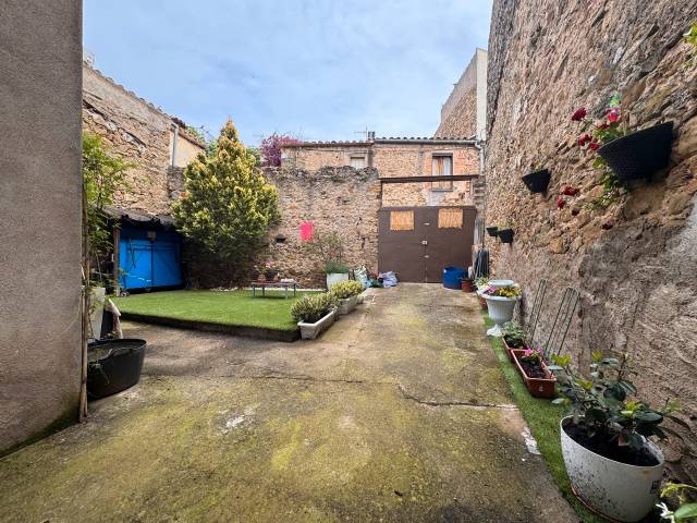 Finca rústica en Venta en Plaça Carles Esteve de Rich, 28 en Jafre