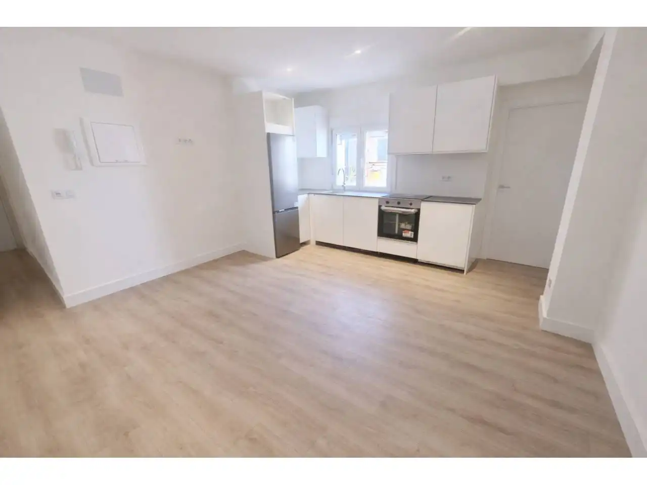 Flat for sale in  Logroño  with Heating and Parquet flooring