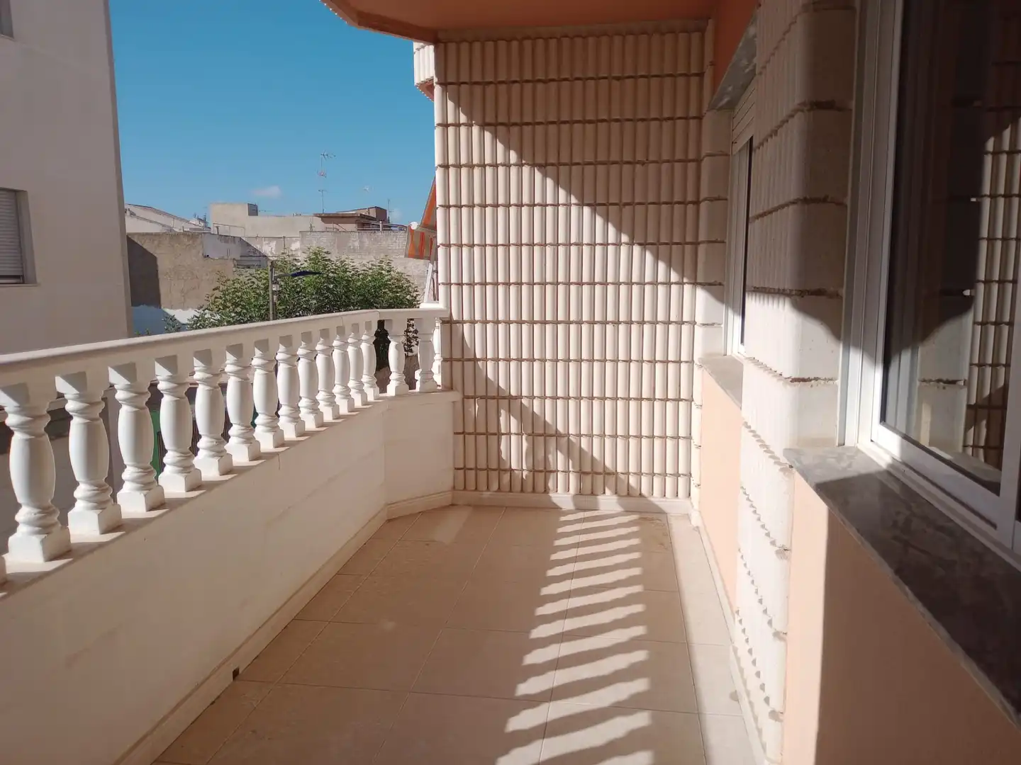 Flat with terrace for sale in Calle Belén